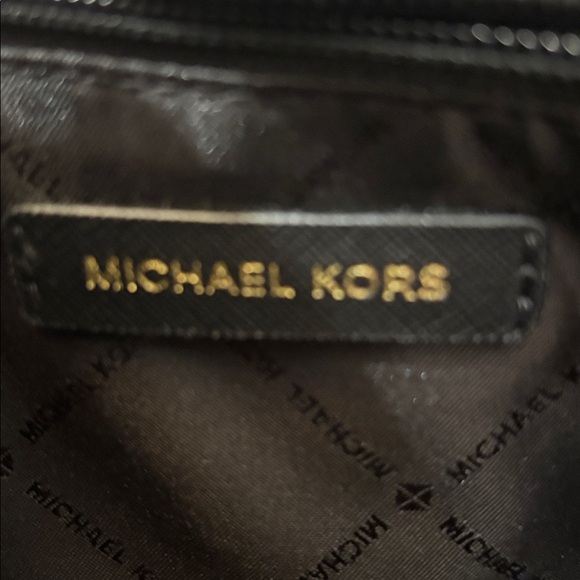 Michael Kors Elegant Black Tote - Picture 6 of 6
